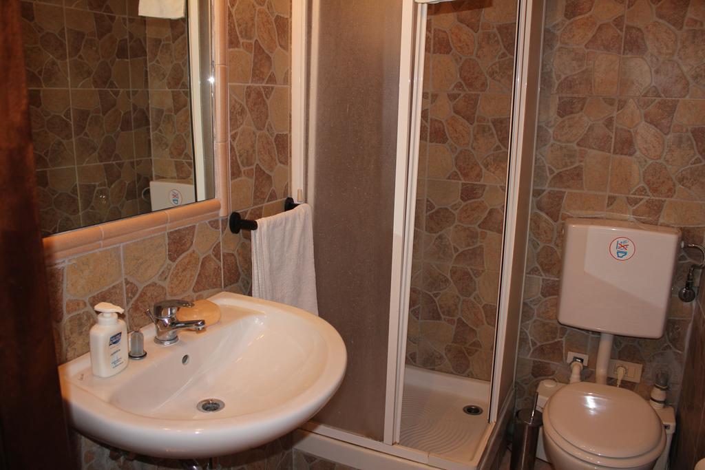 Pisa Rooms For Rent Kültér fotó